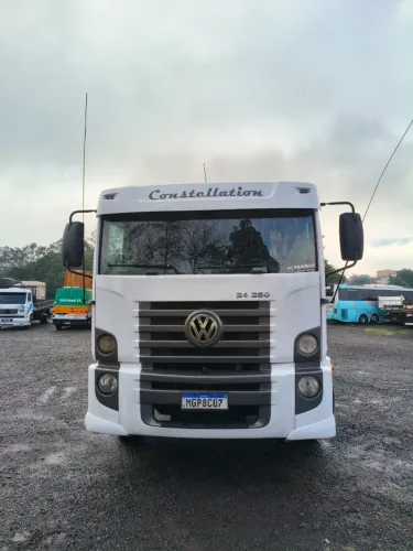 VW 24250 2010 graneleiro