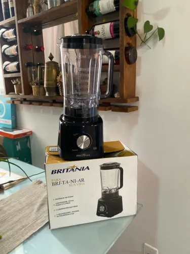 Liquidificador Britânia 220v 2,7L 1100W novo lacrado