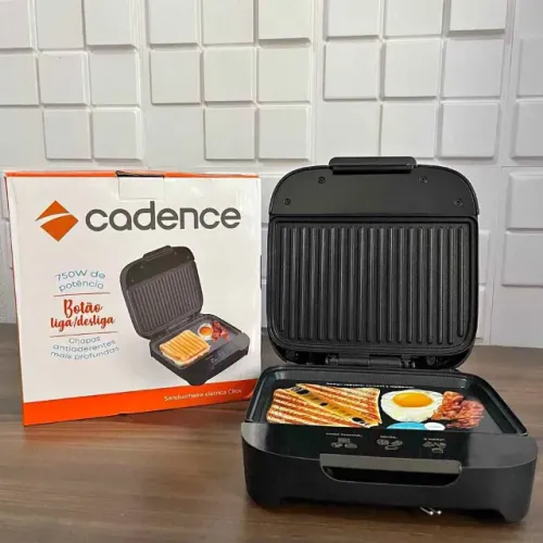 Sanduicheira Cadence 750W 220V Click Preta Antiaderente