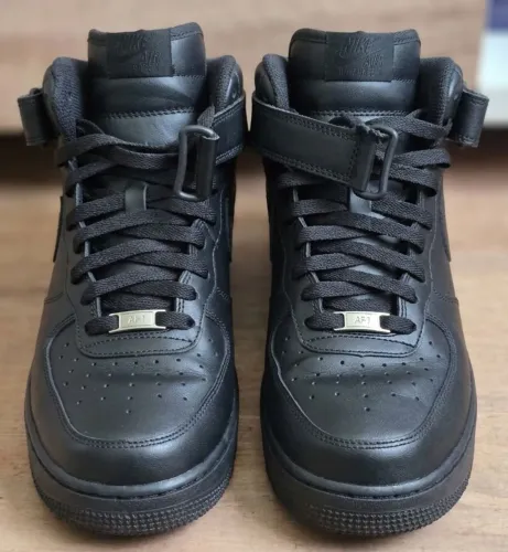 TÊNIS NIKE AIR FORCE 1 PRETO TAMANHO 43