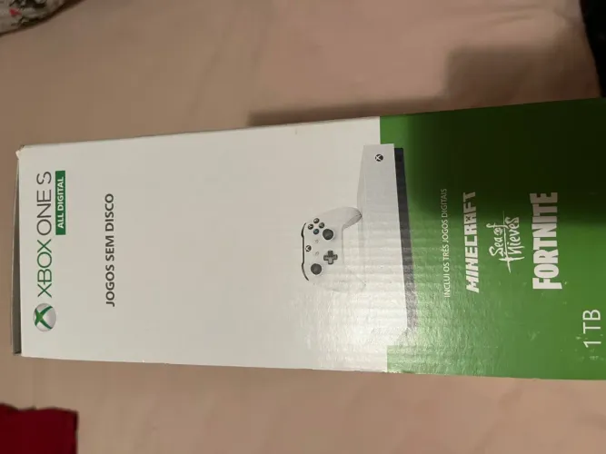 Xbox one S all digital 1 tb,pouco usado