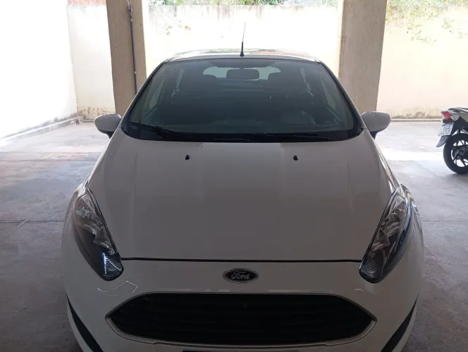 Ford Fiesta 1.5 16V Flex Mec. 5P 2015