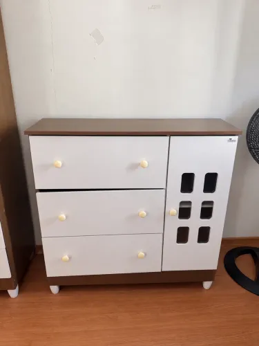 Vendo cômoda infantil