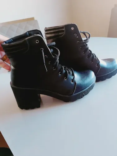 Bota feminina