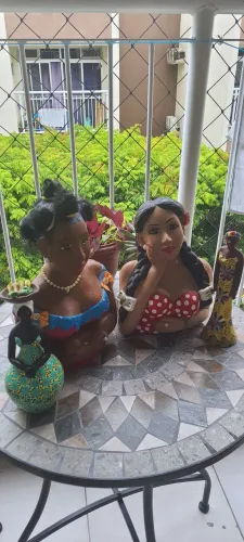 Bonecas namoradeira
