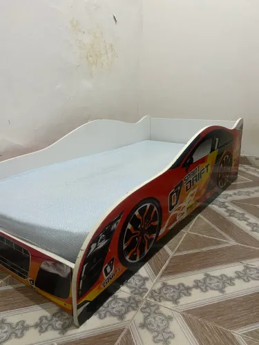 Cama infantil carro