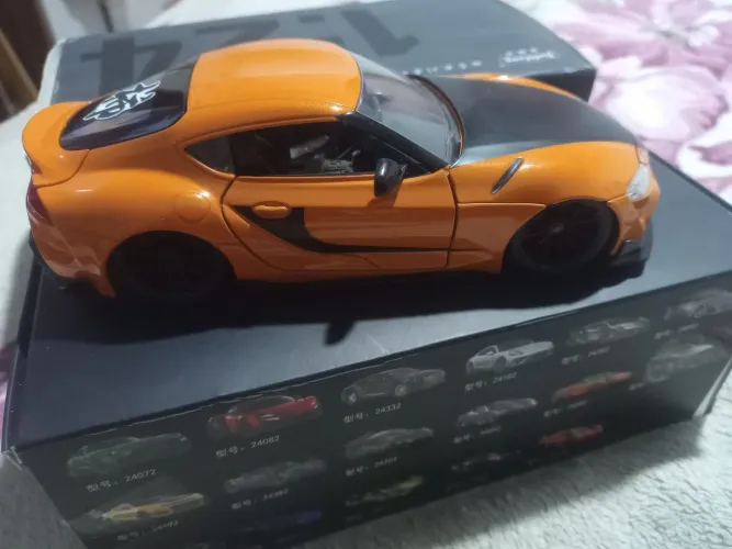 Toyota Supra velozes e furiosos 1/24