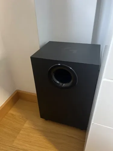 Logitech G560 caixa de som