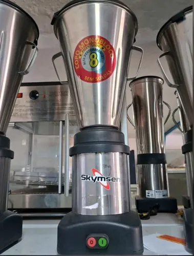LIQUIDIFICADOR SKYMSEN BAIXA ROTAÇÃO 8 LITROS