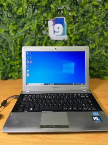 Samsung RV420 Intel core i3-2310M 2.10Ghz 8GB DDR3 128GB SSD