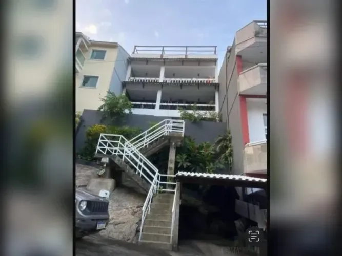 EXCELENTE CASA NO VALE DAS ACÁCIAS IMPERIAL 5 quartos em Vila Valqueire - Rio de Janeiro -