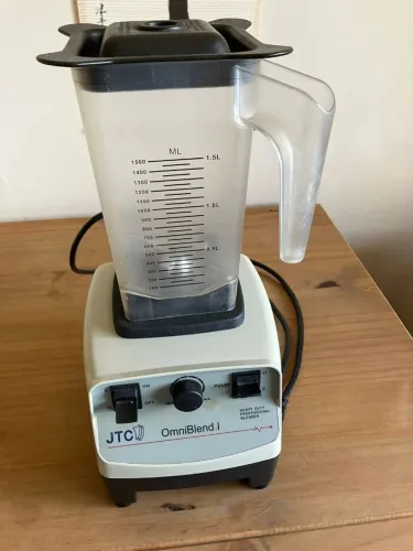 Liquidificador OmniBlend 1 para conserto