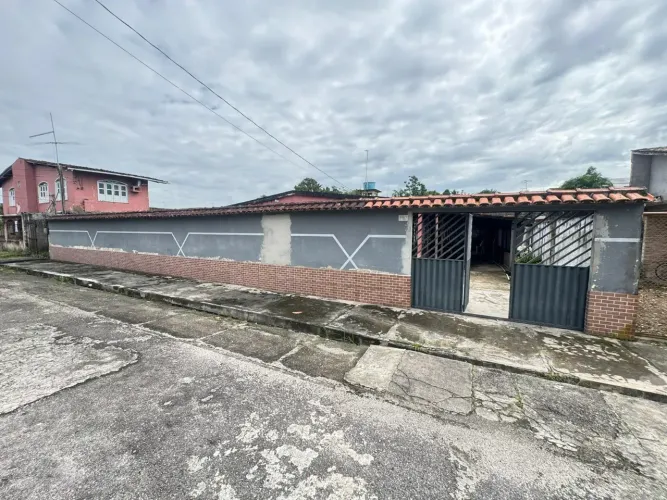 CASA COM 500M² DE TERRENO NO CONDOMÍNIO CHÁCARA TERRA NOVA