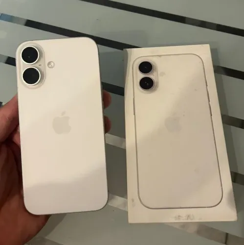 iPhone 16