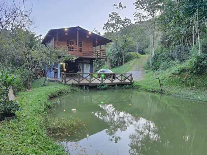 Chácara à venda em Santo Amaro da Imperatriz-SC: Refúgio de Paz e Conforto no Bairro Pagar