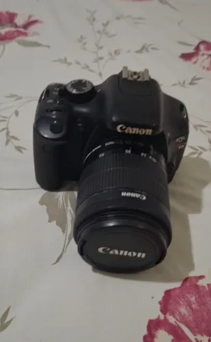 Canon T2i c/ lente do Kit