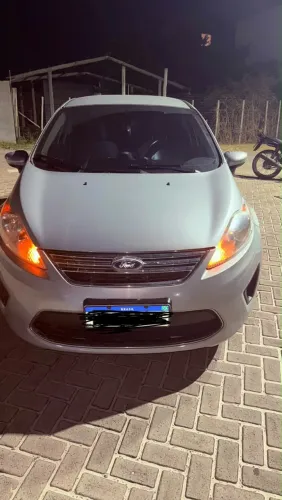 Ford Fiesta Sedan SE 1.6 16V Flex 4P 2012