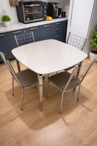 Jogo de mesa NOVO A PRONTA ENTREGA
