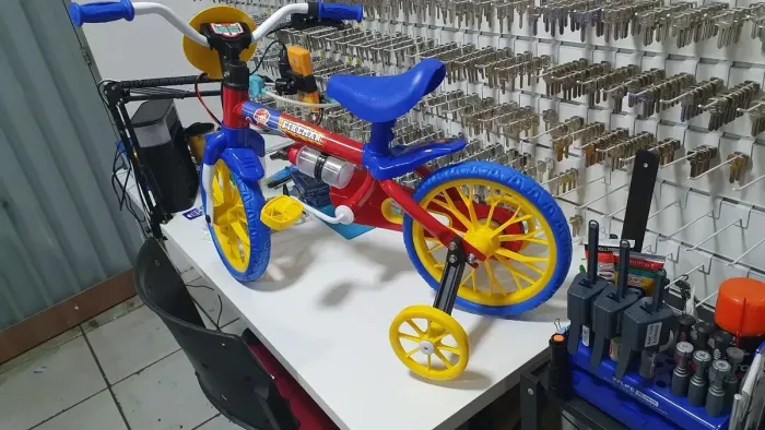 Bicicleta Nova na Caixa Lacrada de Fábrica