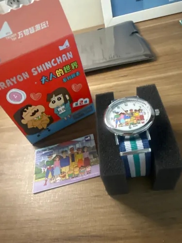 Relógio Crayon Shinchan colecionador MINISO japonês