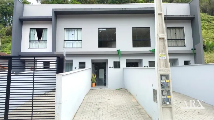 SOBRADO À VENDA - FORTALEZA ALTA BLUMENAU