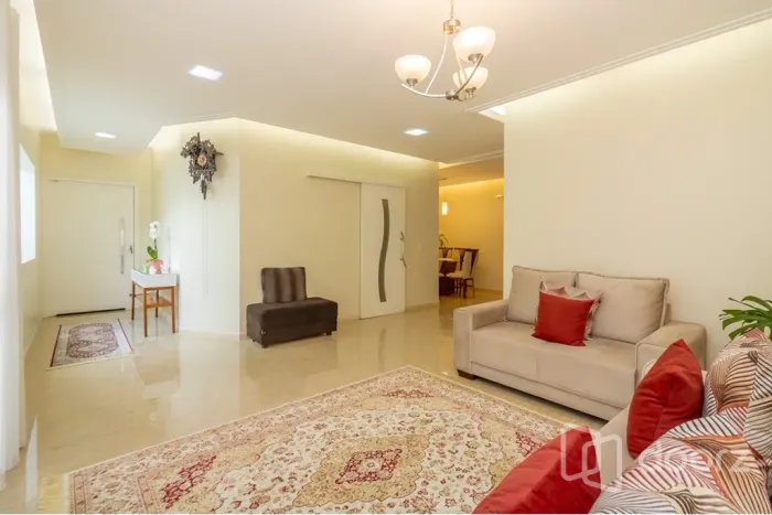 Imóvel na Silas com 3 dormitórios e 500m²