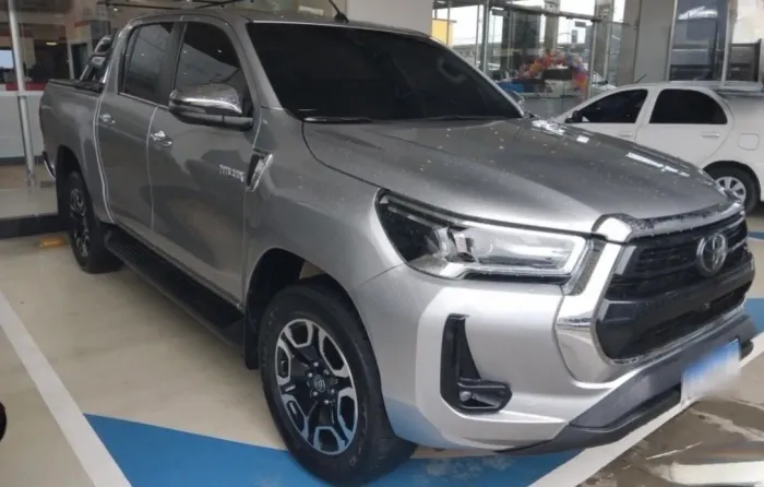 Toyota Hilux CD SRX 4X4 2.8 TDI 16V Diesel Aut. 2023