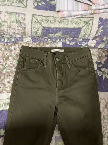 Calça LEVI?S VERDE