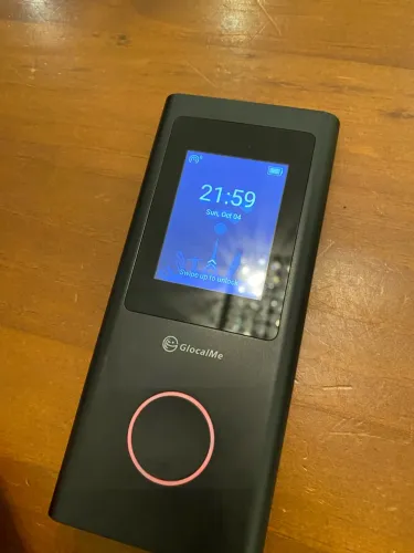 Roteador/Hotspot Wi-Fi portátil GlocalMe Numen Air 5G, modelo GLMU21A01