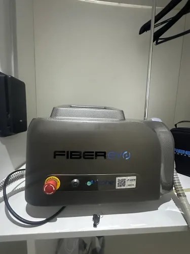Máquina de Depilação a Laser Galaxy Fiber Evo 