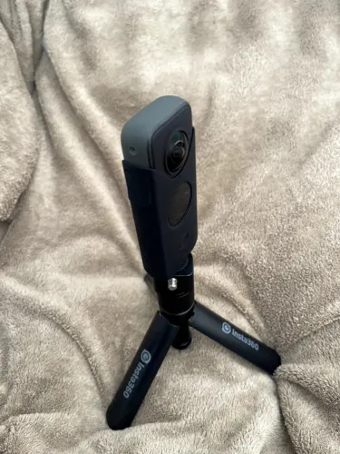 Câmera De Ação Insta360 One X2 5.7k Kit Bastão Tripé Completo