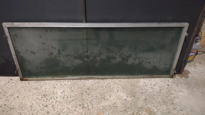Janela com esquadria de Metalon