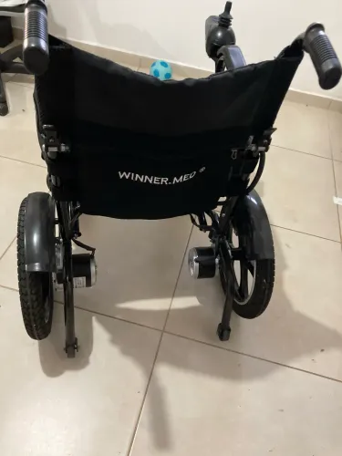 Cadeira de rodas motorizada