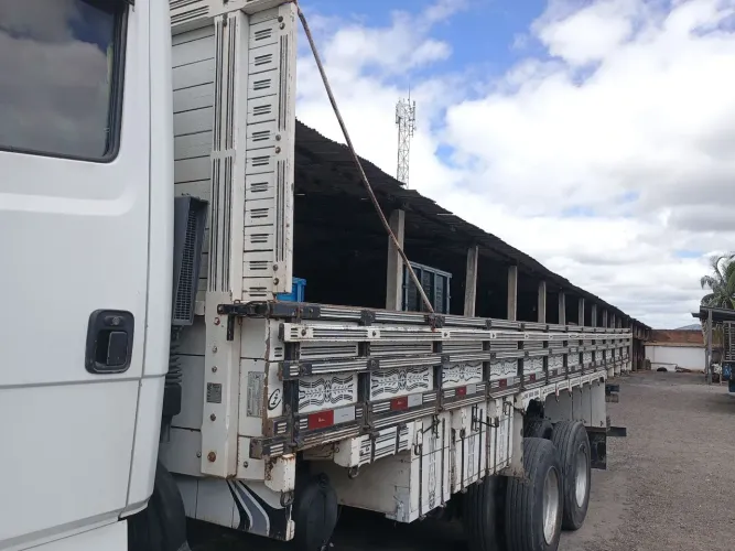 Carroceria Mercedes 1620 8,60 metros