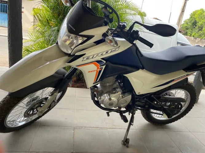 Vende-se Bros 160