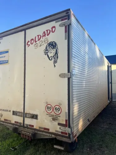 Furgão para caminhão carga seca modelo 2014 ibiporã 
