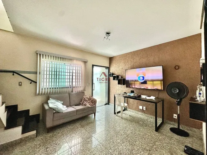 Casa em condomínio com 2 Quartos à Venda, 75m²