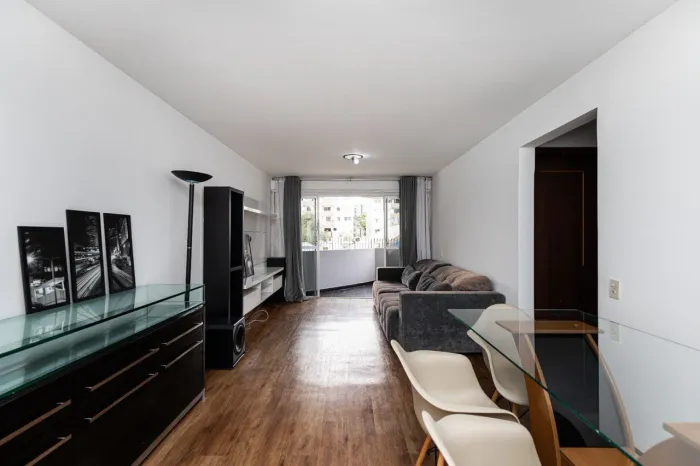Apartamento com 2 quartos para alugar no Ahú em Curitiba