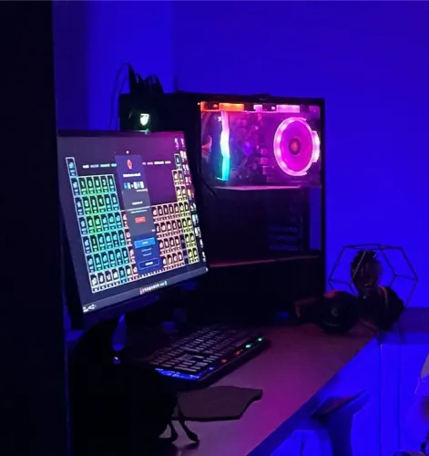 PC completo (Gabinete + Monitor + Cabos)