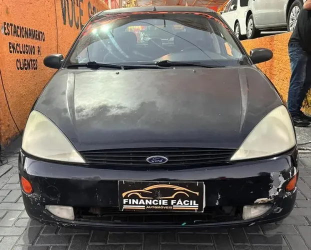 Ford Focus Ghia/ XR 2.0 /ghia 2.0 16V Flex 5P 2003