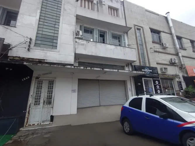 Loja na São Pedro para alugar com 140m² no bairro São Geraldo