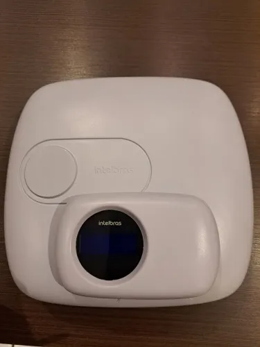 KIT Central de alarme Intelbras 2018 EG com 2 sensores semi externo bateria e Sirene 