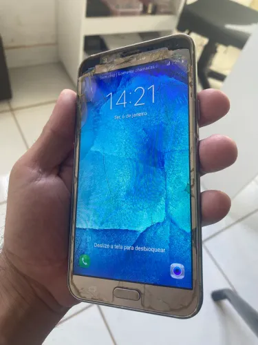 Celular J7 modelos J700MDS para aproveitar peças (Anápolis)