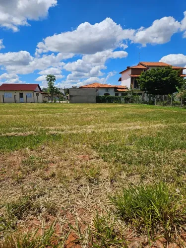 Terreno à venda no Condomínio Resort Residence Águas de Santa Bárbara Viva no paraíso tod