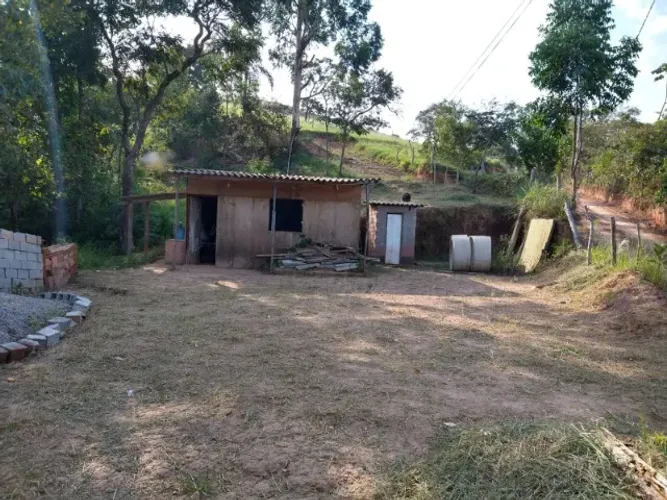 Vendo Terreno 2600 Metros Bairro Cascata Com Luz, Escritura, Algumas Benfeitorias e Aceita