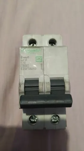 Disjuntor Mcb C10 Schneider