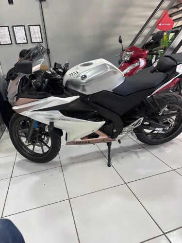 R15 2025/2026 0 km