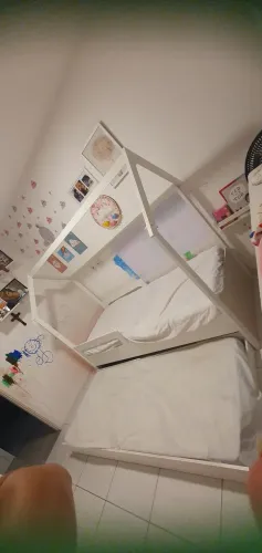 Cama montessori com cama auxiliar