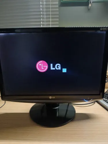 Monitor LG Flatron W1943C