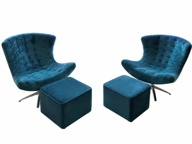 Conjunto Casa Verde com 2 Poltronas Giratórias + 2 Puffs Quadrados